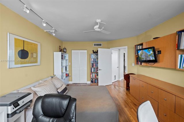 3598 Yacht Club Drive 1003, Aventura, FL 33180