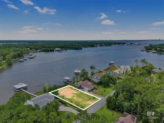 8963 Bay Point Drive, Elberta, AL 36530