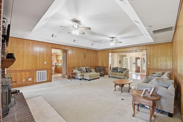 33403 Doe Drive, Magnolia, TX 77355