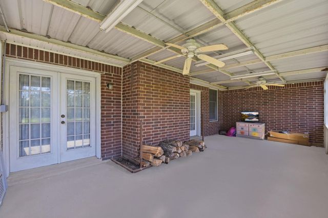 33403 Doe Drive, Magnolia, TX 77355