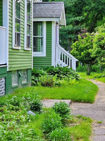 27 Linden Street, Exeter, NH 03833