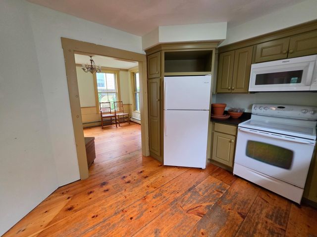 27 Linden Street, Exeter, NH 03833