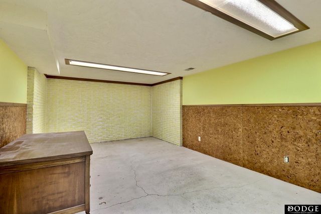 2115 E 16th Street, Fremont, NE 68025