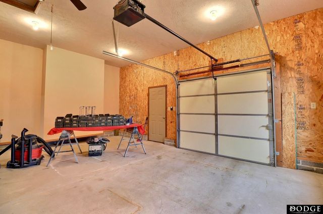 2115 E 16th Street, Fremont, NE 68025