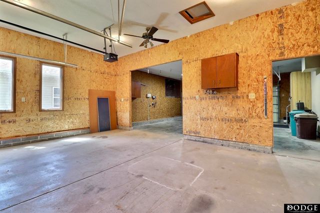 2115 E 16th Street, Fremont, NE 68025