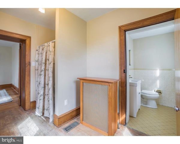 121 MEREDITH ST, Kennett Square, PA 19348