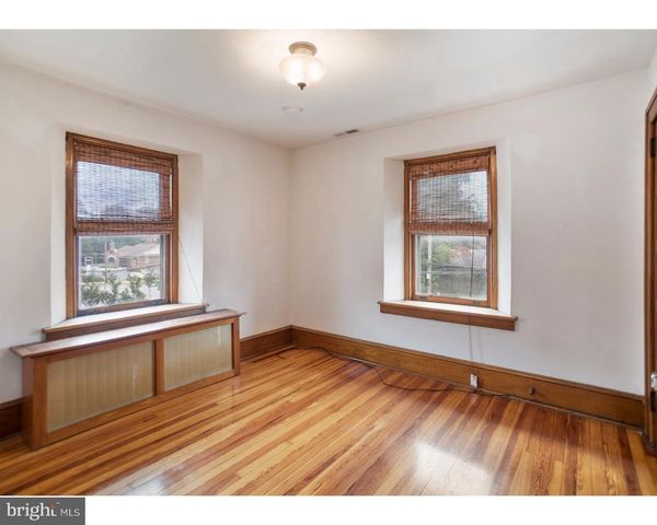 121 MEREDITH ST, Kennett Square, PA 19348