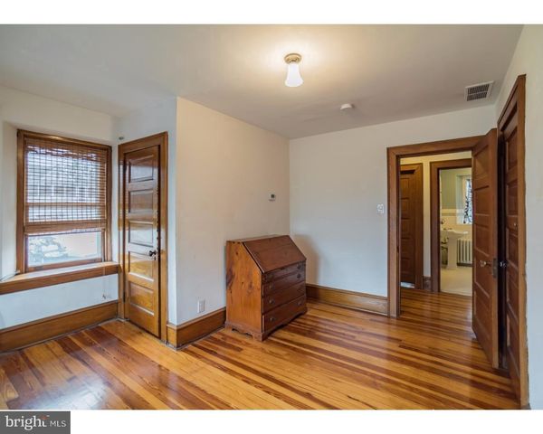 121 MEREDITH ST, Kennett Square, PA 19348