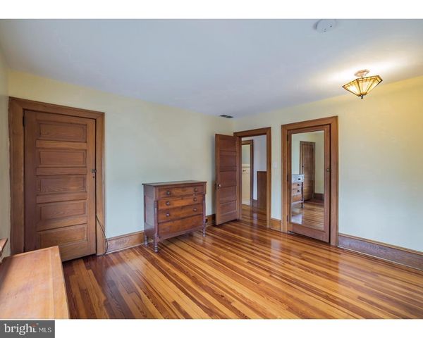121 MEREDITH ST, Kennett Square, PA 19348