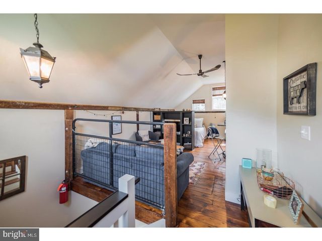 121 MEREDITH ST, Kennett Square, PA 19348