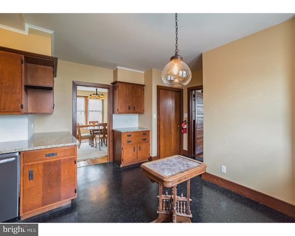 121 MEREDITH ST, Kennett Square, PA 19348