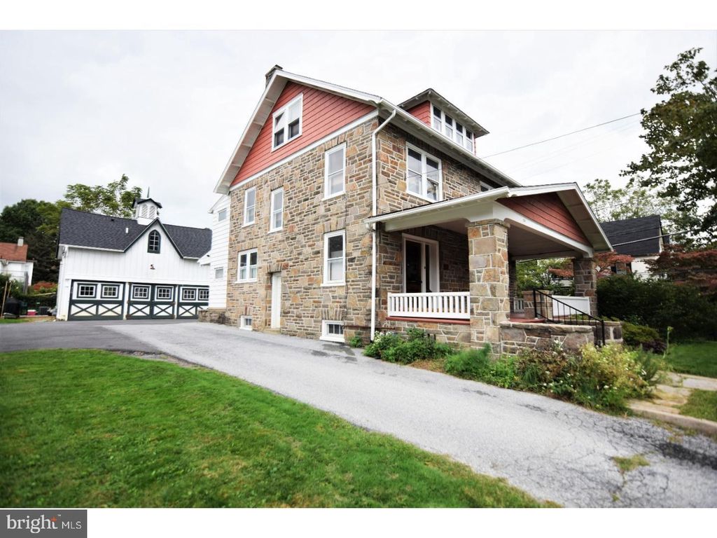 121 MEREDITH ST, Kennett Square, PA 19348