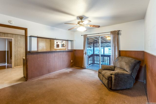 111 Kirby Heights, Kirby, TX 78219