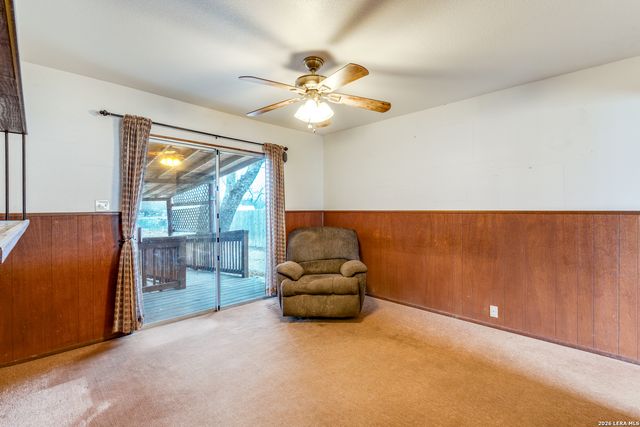 111 Kirby Heights, Kirby, TX 78219