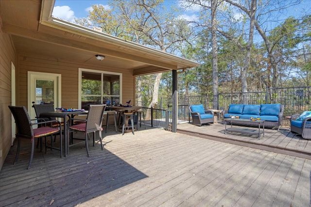 128 Bridlepath Drive, Pottsboro, TX 75076
