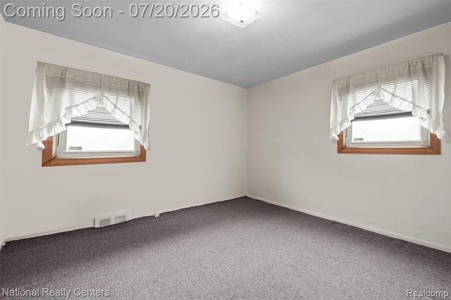 19801 Alger Street, Saint Clair Shores, MI 48080