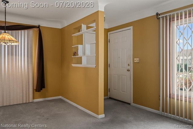 19801 Alger Street, Saint Clair Shores, MI 48080