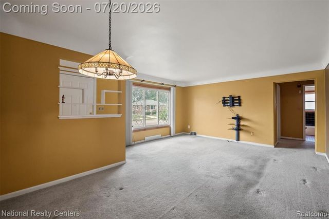 19801 Alger Street, Saint Clair Shores, MI 48080