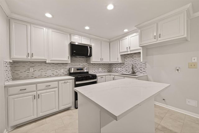 7502 Pouter Drive, Houston, TX 77083