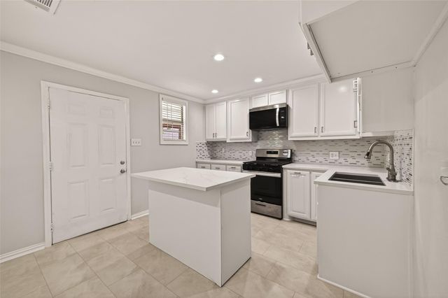 7502 Pouter Drive, Houston, TX 77083