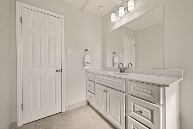 7502 Pouter Drive, Houston, TX 77083