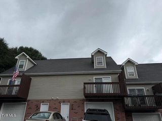 107 Cambridgeshire Court 107, Johnson City, TN 37615