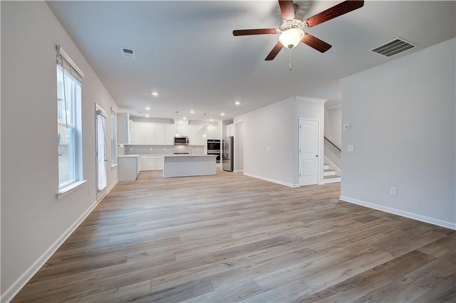 239 Arnewood Circle, Mcdonough, GA 30253