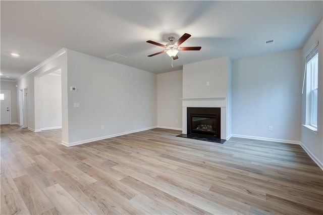 239 Arnewood Circle, Mcdonough, GA 30253