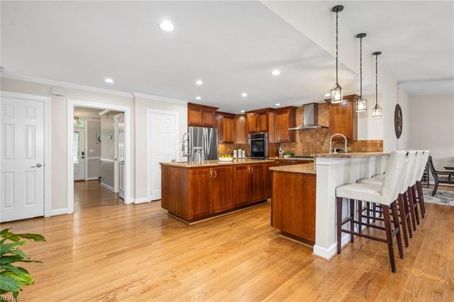 1620 Bay Breeze DR, Virginia Beach, VA 23454