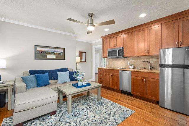 1620 Bay Breeze DR, Virginia Beach, VA 23454