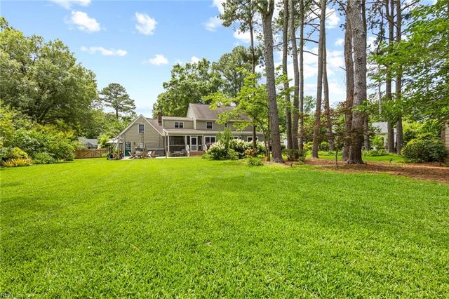 1620 Bay Breeze DR, Virginia Beach, VA 23454