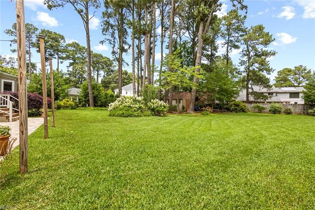 1620 Bay Breeze DR, Virginia Beach, VA 23454