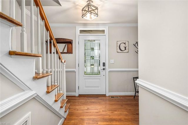 1620 Bay Breeze DR, Virginia Beach, VA 23454