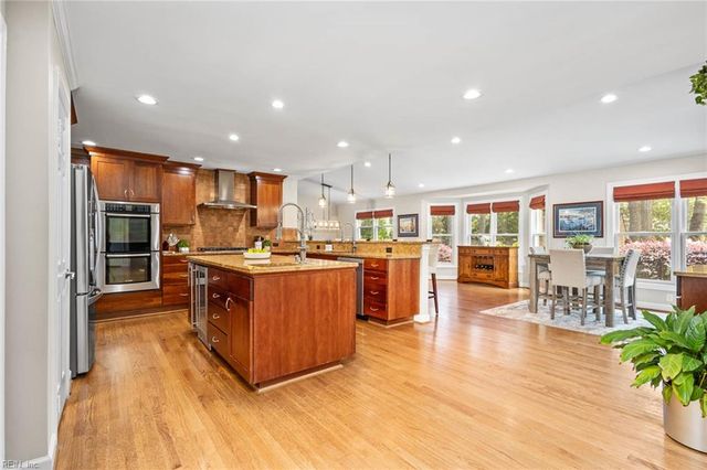 1620 Bay Breeze DR, Virginia Beach, VA 23454