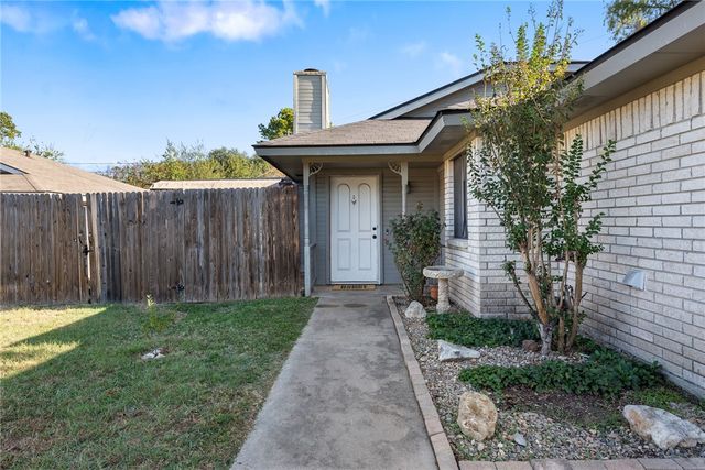 3113 Larkspur Circle, College Station, TX 77845