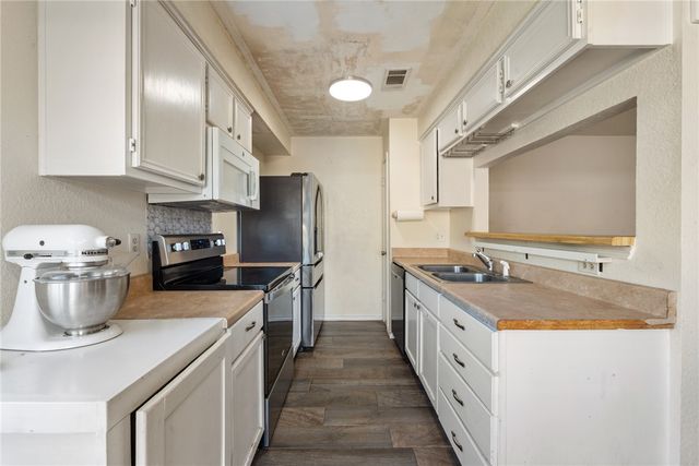 3113 Larkspur Circle, College Station, TX 77845