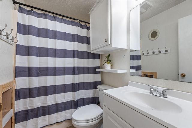 3113 Larkspur Circle, College Station, TX 77845