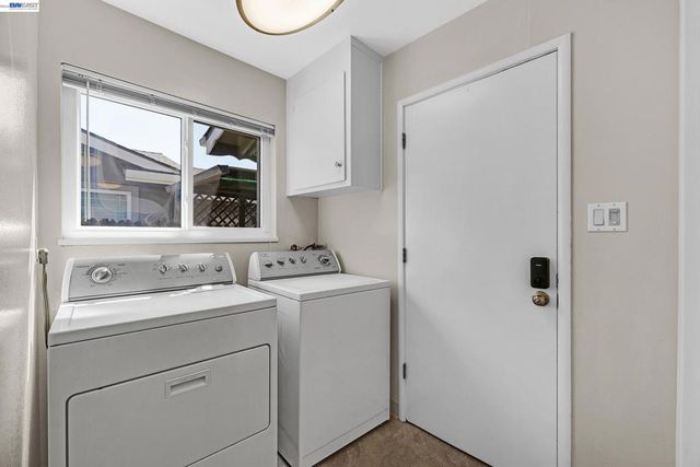 1289 Kimberly Dr, San Jose, CA 95118