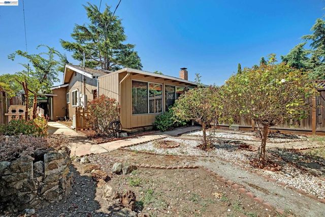 1289 Kimberly Dr, San Jose, CA 95118