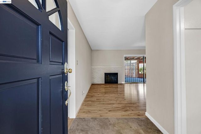 1289 Kimberly Dr, San Jose, CA 95118