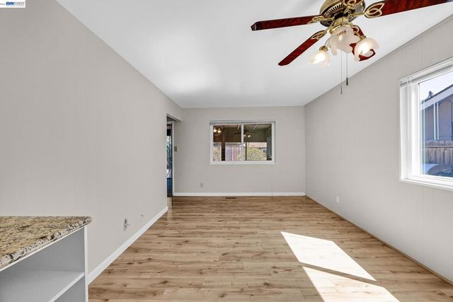 1289 Kimberly Dr, San Jose, CA 95118