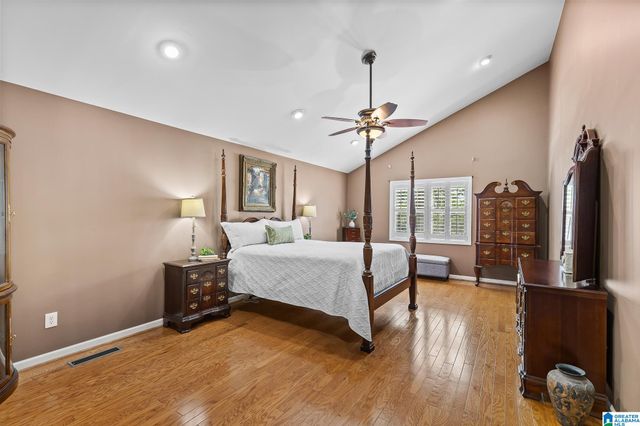 1417 ROUND HILL ROAD, Vestavia Hills, AL 35216