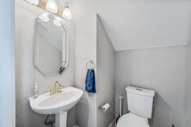 5452 Navajo Bridge Trail, Fort Worth, TX 76137