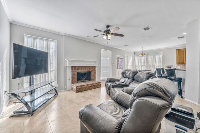 5452 Navajo Bridge Trail, Fort Worth, TX 76137