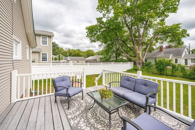 23 Berwick Road, Longmeadow, MA 01106