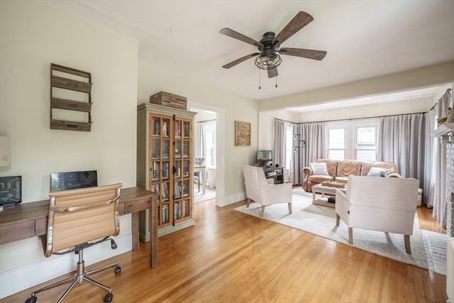 23 Berwick Road, Longmeadow, MA 01106