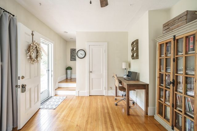 23 Berwick Road, Longmeadow, MA 01106
