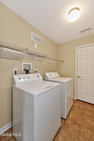 32 Annabelle Place, Rotterdam, NY 12306