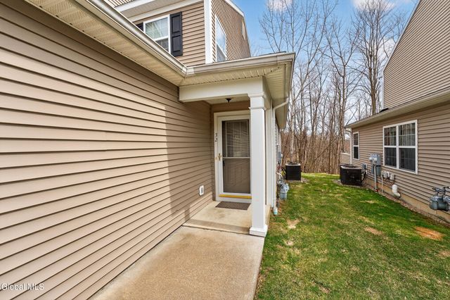 32 Annabelle Place, Rotterdam, NY 12306