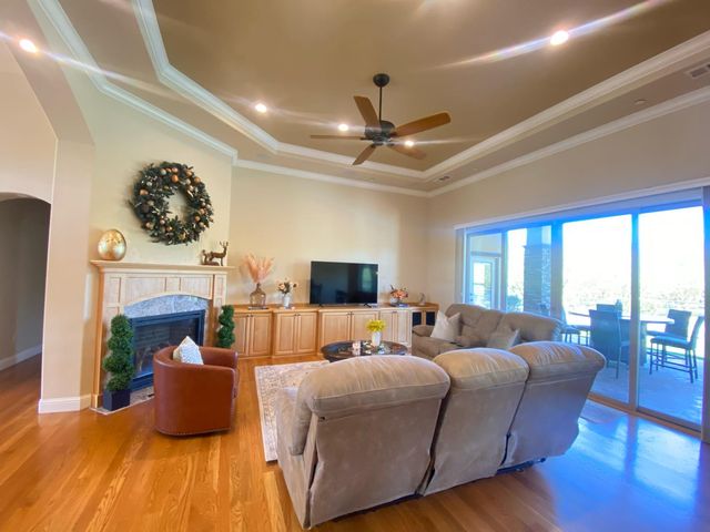 11152 Carrolton Rd, Escalon, CA 95320